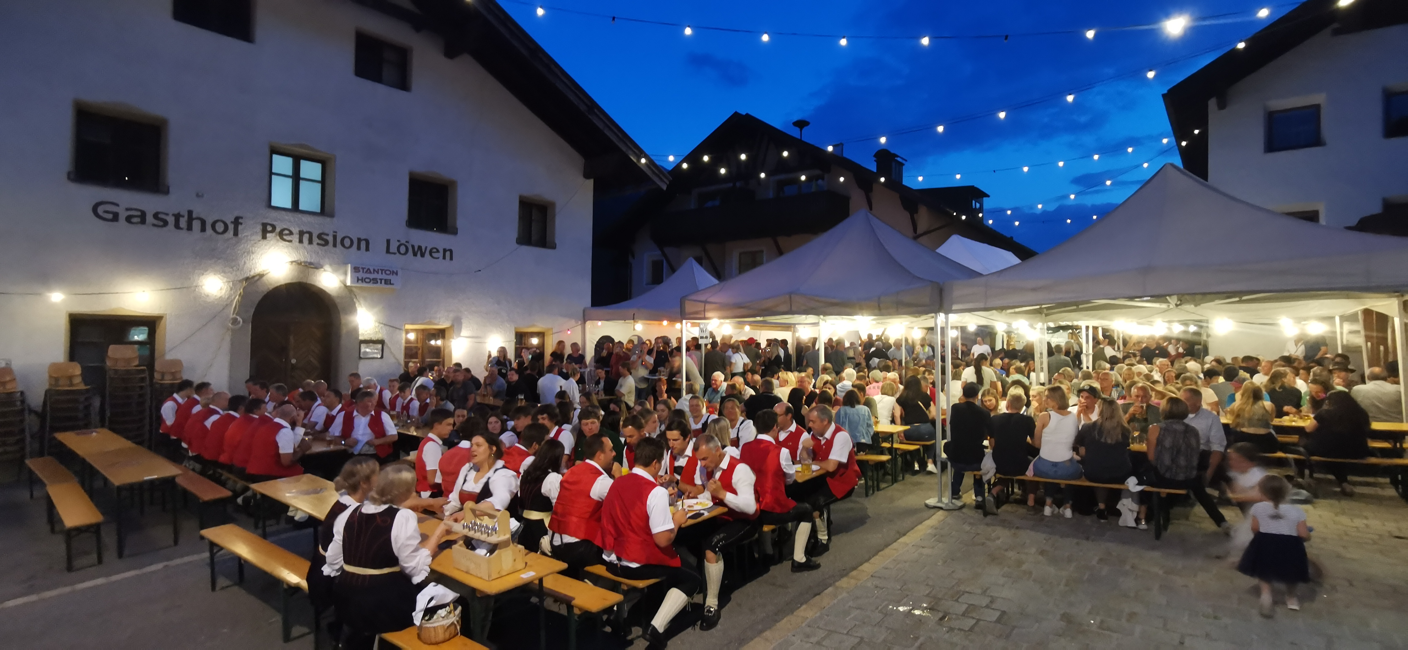 Festumzug beim Kirchtag